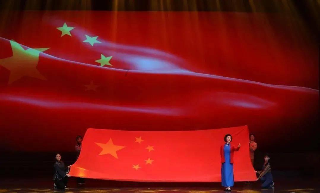 月湖区全面启动“除网、拆牌、清通道”专项行动
